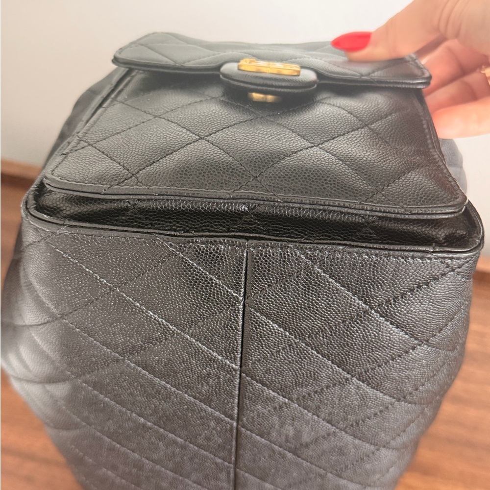 Chanel 25 medium black leather - Picture 5 of 8